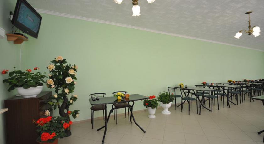 Гостиница Sharm Николаевка