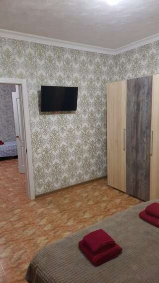 Гостиница Шарм Николаевка Двухместный номер с 2 отдельными кроватями-11