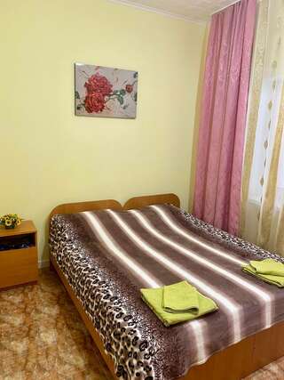 Гостиница Шарм Николаевка Двухместный номер с 2 отдельными кроватями-1