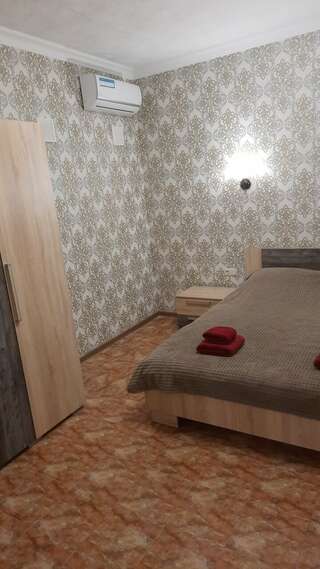 Гостиница Шарм Николаевка Двухместный номер с 2 отдельными кроватями-9